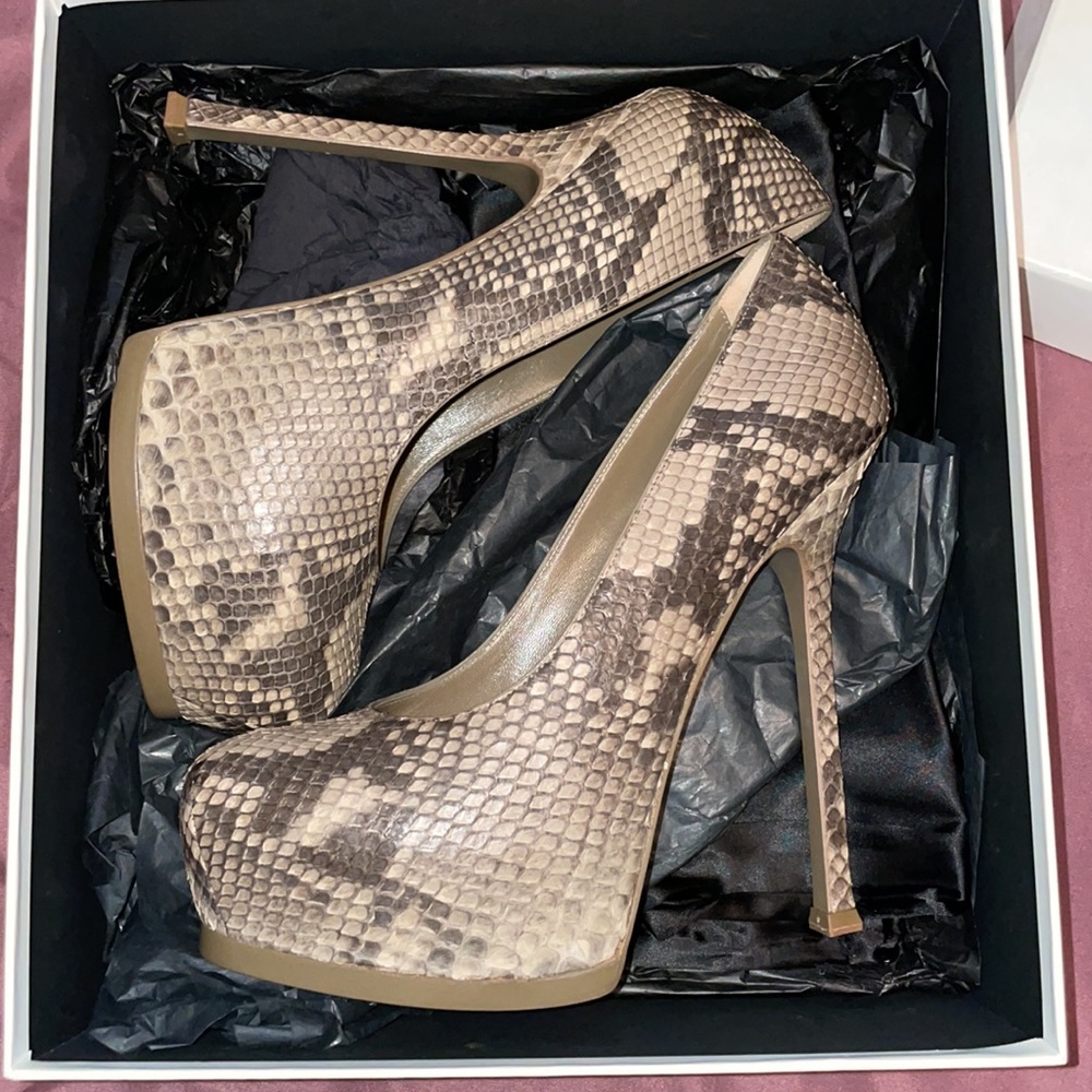 YSL pumps